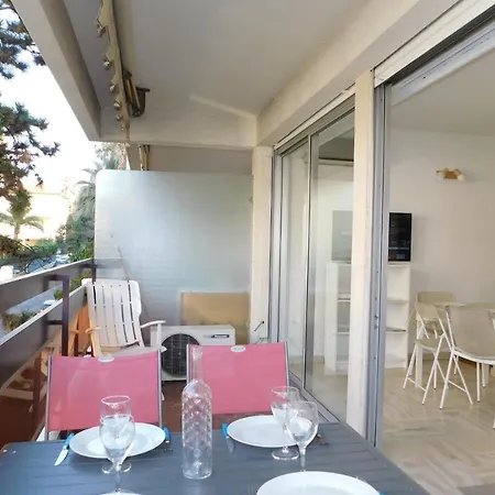 Apartment Beautiful Air-conditioned T1 